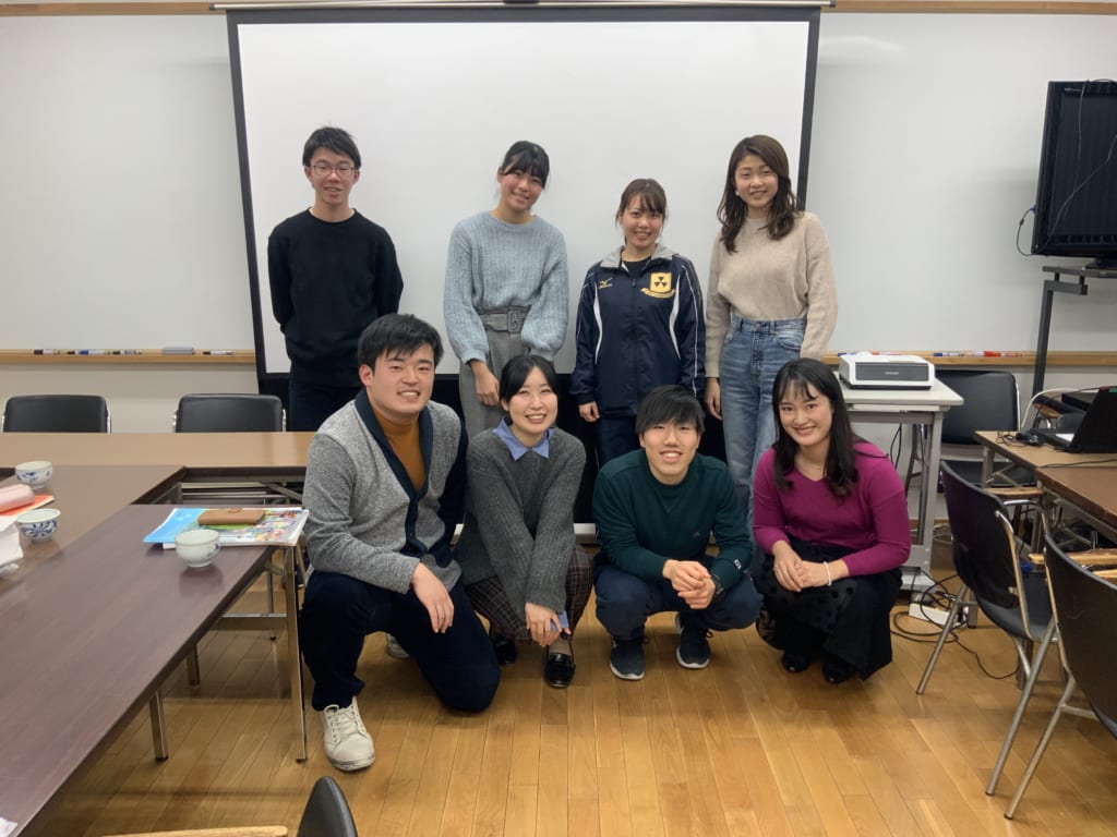 大学生の卒業論文発表から学ぶ – 同志社中学校