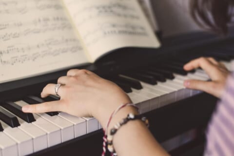 wal_172619-piano-5353974